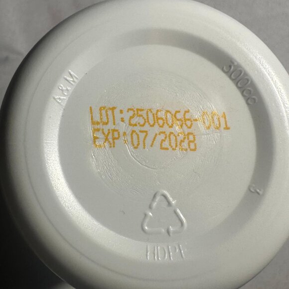 WELLNESS garden Turmeric with Ginger 550mg Extra Strength. 90 Capsules - Picture 4 of 4